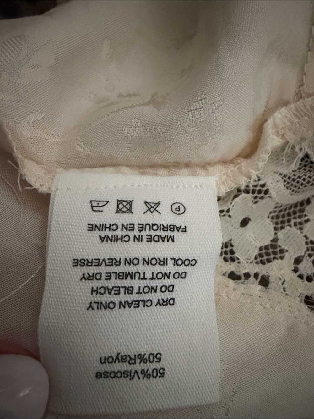Rumored Wisteria Top NWT in Ivory Jacquard Size Small 2/4 - Picture 5 of 5